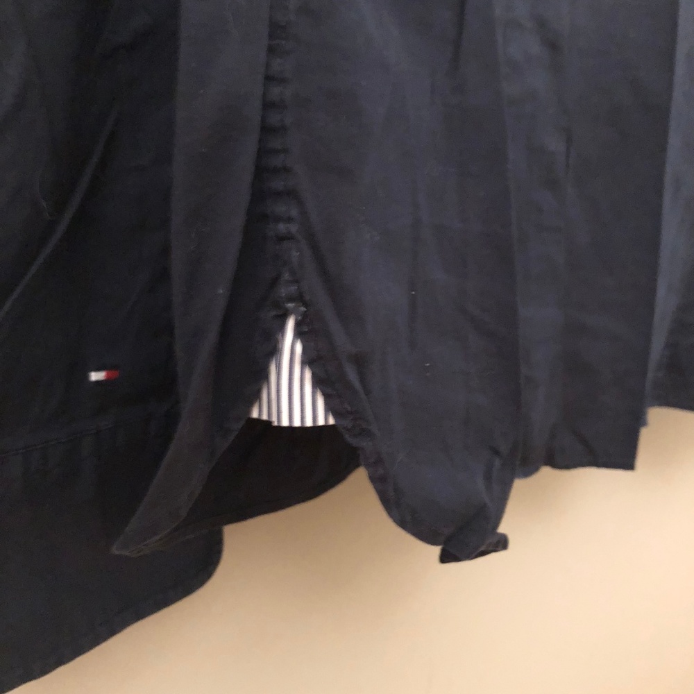 Tommy Button Down - Picture 4 of 5
